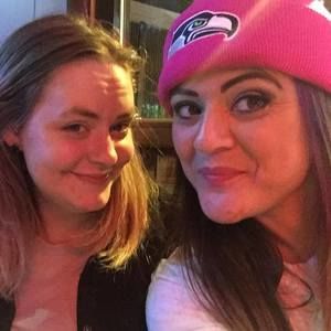 Meet your Posher, Dana